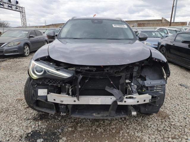 ZASFAKBN0J7B76011 - 2018 ALFA ROMEO STELVIO TI GRAY photo 5