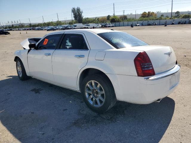 2C3KA63H56H471709 - 2006 CHRYSLER 300C WHITE photo 2