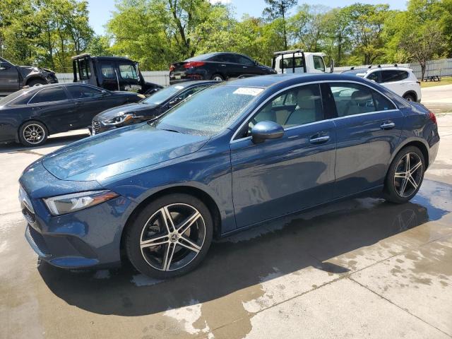 2019 MERCEDES-BENZ A 220, 