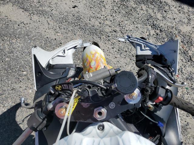 JYARN13E25A013318 - 2005 YAMAHA YZFR1 WHITE photo 7