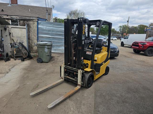 C910V03748P - 2015 YALE FORKLIFT YELLOW photo 2