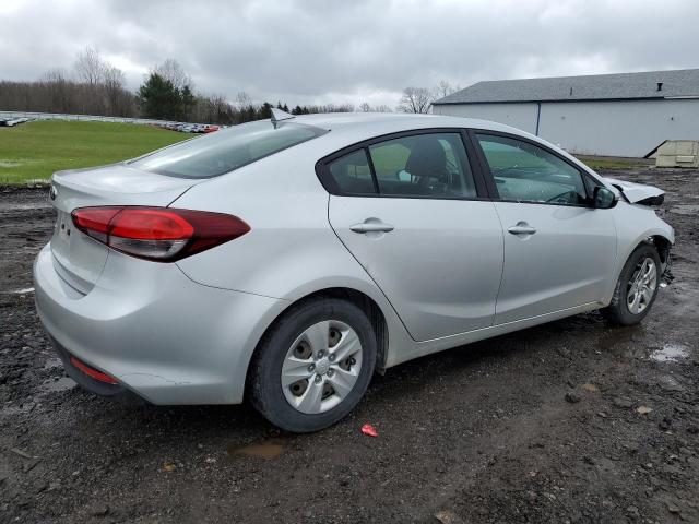 3KPFL4A73HE156234 - 2017 KIA FORTE LX SILVER photo 3