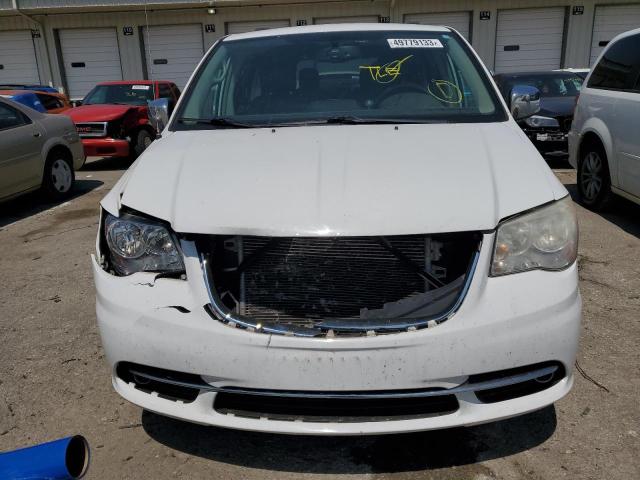 2C4RC1CGXDR816285 - 2013 CHRYSLER TOWN & COU TOURING L WHITE photo 5