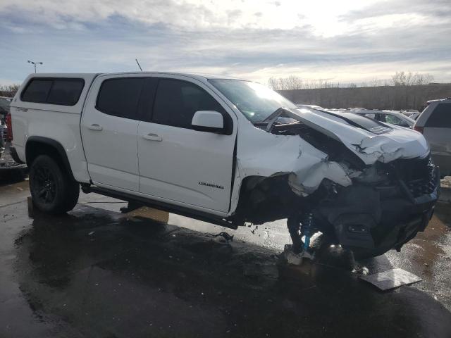 1GCPTEE13J1188092 - 2018 CHEVROLET COLORADO ZR2 WHITE photo 4