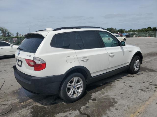 WBXPA93444WC33614 - 2004 BMW X3 3.0I WHITE photo 3