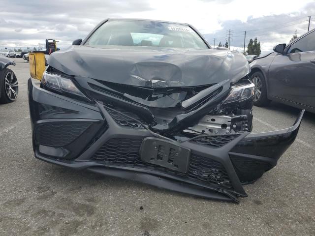 4T1G31AK6PU614383 - 2023 TOYOTA CAMRY SE NIGHT SHADE BLACK photo 5