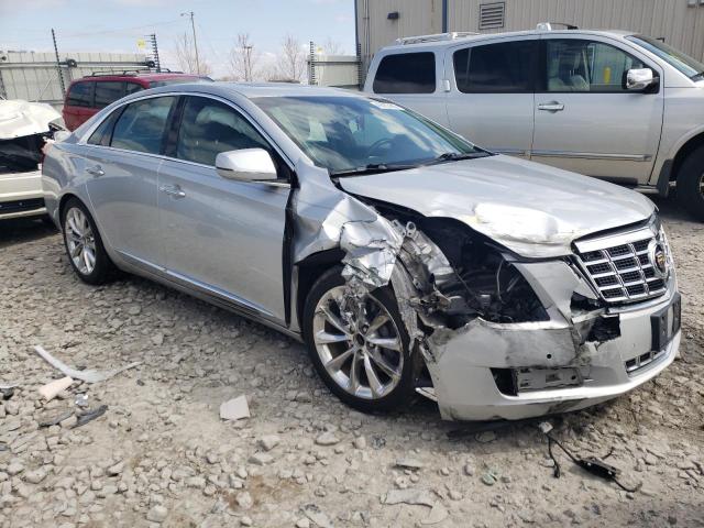 2G61S5S3XD9106280 - 2013 CADILLAC XTS PREMIUM COLLECTION SILVER photo 4