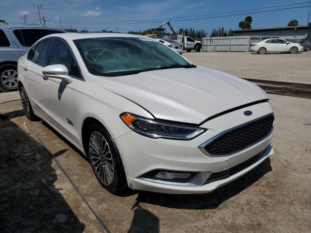 3FA6P0SU3JR161696 - 2018 FORD FUSION TITANIUM/PLATINUM PHEV WHITE photo 4