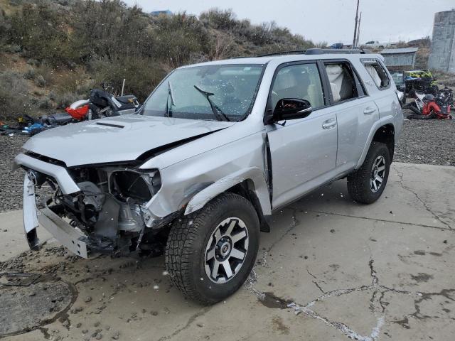 JTEBU5JR9K5651085 - 2019 TOYOTA 4RUNNER SR5 SILVER photo 1