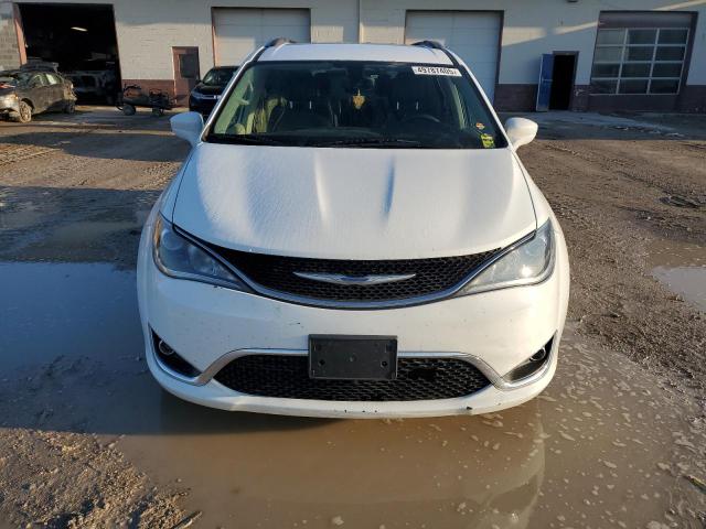 2C4RC1BG8JR124054 - 2018 CHRYSLER PACIFICA TOURING L WHITE photo 5