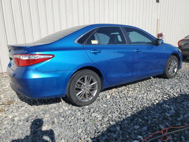 4T1BF1FKXHU616634 - 2017 TOYOTA CAMRY LE BLUE photo 3