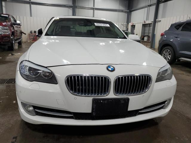 WBAXH5C55DD108640 - 2013 BMW 528 XI WHITE photo 5