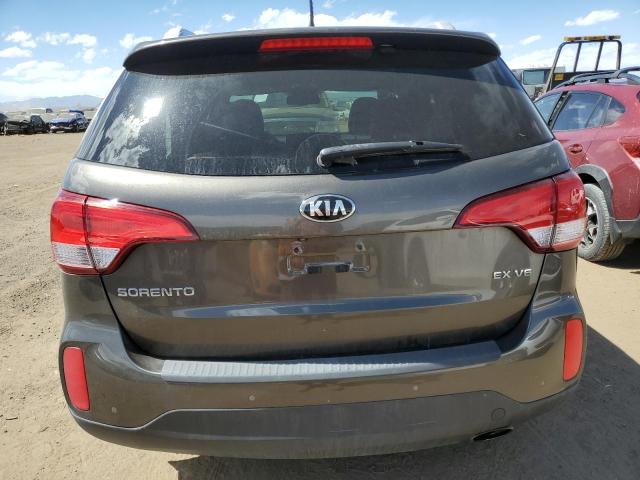 5XYKUDA7XFG621300 - 2015 KIA SORENTO EX GRAY photo 6