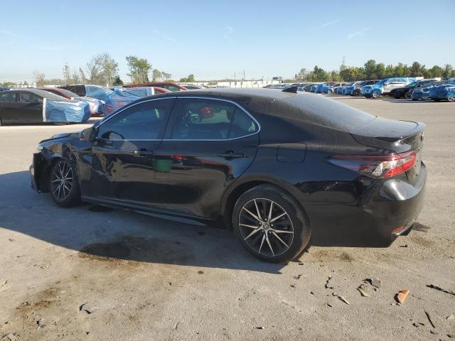 4T1G11AK1RU232089 - 2024 TOYOTA CAMRY SE NIGHT SHADE BLACK photo 2