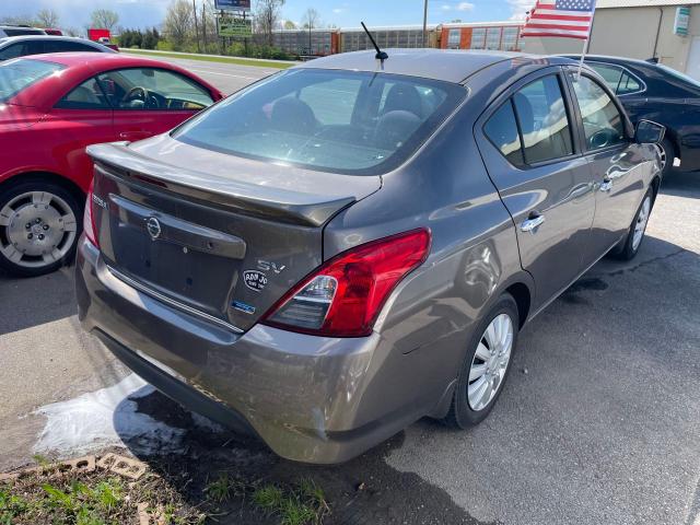 3N1CN7AP1FL893569 - 2015 NISSAN VERSA S GRAY photo 4