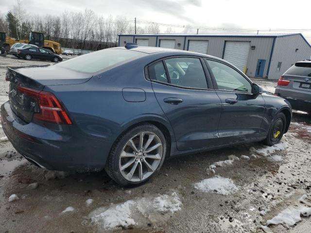 7JR102FK7MG094255 - 2021 VOLVO S60 T5 MOMENTUM BLUE photo 3