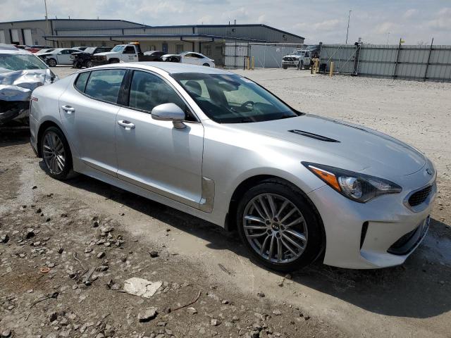 KNAE15LA8J6017452 - 2018 KIA STINGER SILVER photo 4