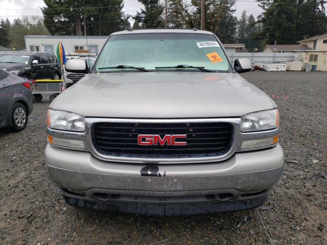 1GKEK13T25J164111 - 2005 GMC YUKON SILVER photo 5