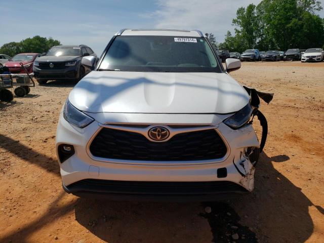 5TDGZRAH5MS041918 - 2021 TOYOTA HIGHLANDER XLE WHITE photo 5
