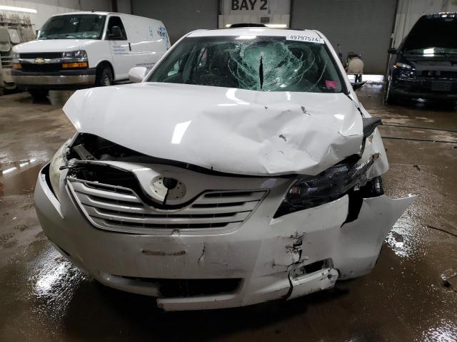 4T4BE46K69R068904 - 2009 TOYOTA CAMRY BASE WHITE photo 5