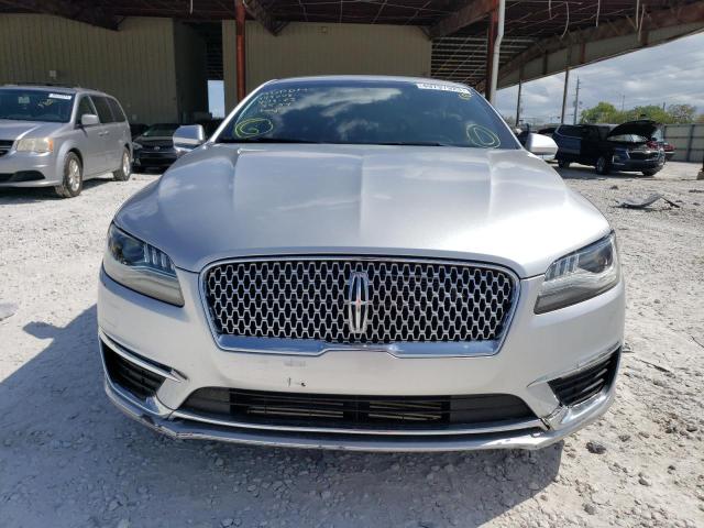 3LN6L5A91JR608554 - 2018 LINCOLN MKZ PREMIERE SILVER photo 5