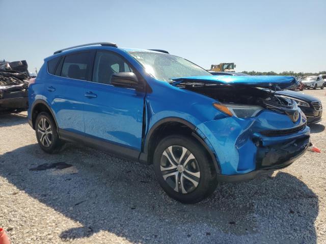 JTMZFREV8JJ196666 - 2018 TOYOTA RAV4 LE BLUE photo 4