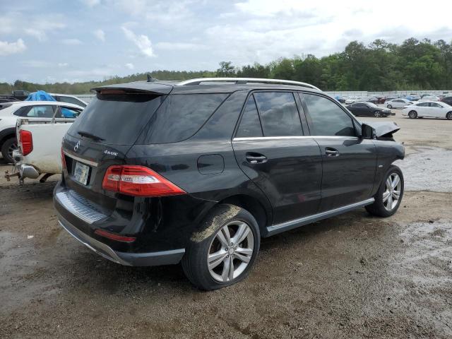 4JGDA5HBXCA009123 - 2012 MERCEDES-BENZ ML 350 4MATIC BLACK photo 3