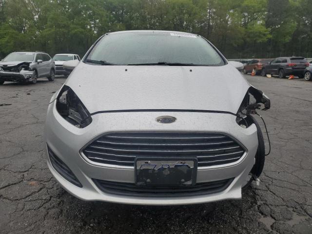 3FADP4BJ8GM156066 - 2016 FORD FIESTA SE SILVER photo 5