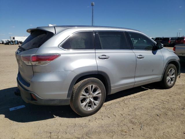 5TDKKRFH5FS114294 - 2015 TOYOTA HIGHLANDER XLE SILVER photo 3