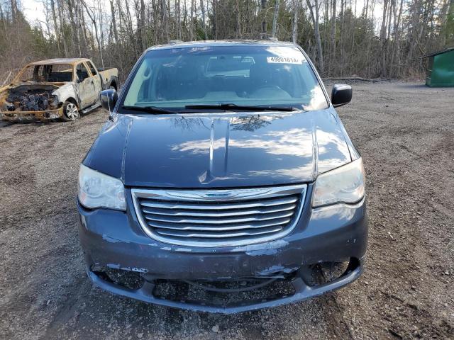 2C4RC1CG2ER299792 - 2014 CHRYSLER TOWN & COU TOURING L BLUE photo 5