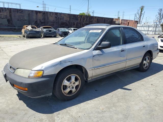 1HGCD5606VA143432 - 1997 HONDA ACCORD SE SILVER photo 1