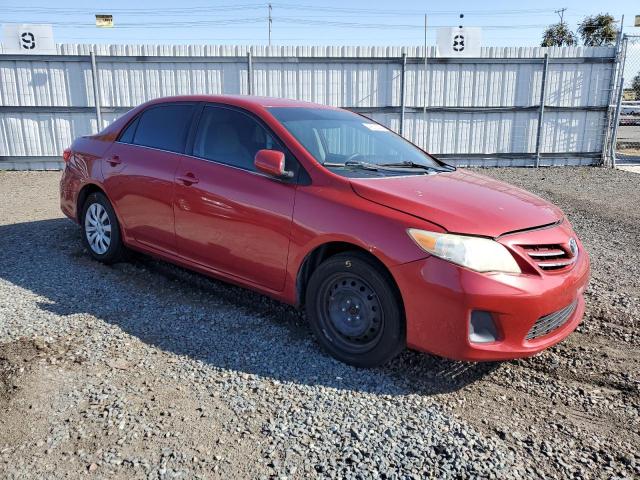 5YFBU4EE8DP081933 - 2013 TOYOTA COROLLA BASE RED photo 4