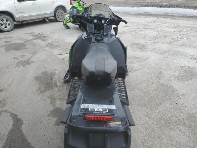 4UF16SNW9GT109974 - 2016 ARCTIC CAT SNOWMOBILE BLACK photo 6