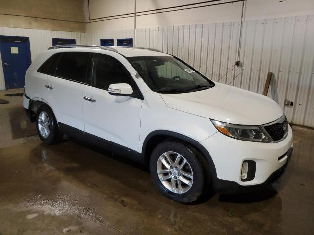 5XYKT4A66EG471680 - 2014 KIA SORENTO LX WHITE photo 4