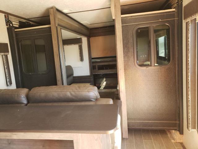 4YDF37427KA742606 - 2019 KEYSTONE MONTANA 双色 照片 5