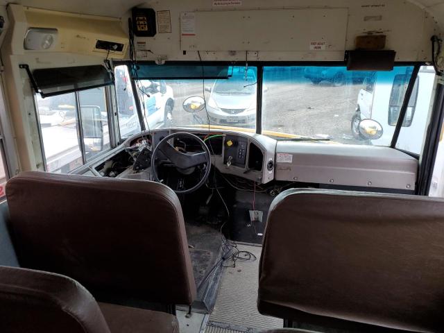 4DRBRAAN03B955383 - 2003 IC CORPORATION 3000 YELLOW photo 5