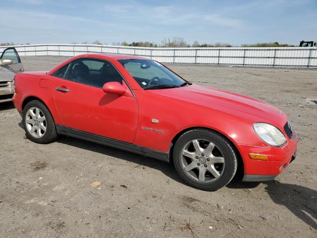 WDBKK47F2XF122661 - 1999 MERCEDES-BENZ SLK 230 KOMPRESSOR RED photo 4