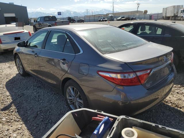 4T1BF1FK8GU999388 - 2016 TOYOTA CAMRY LE GRAY photo 2