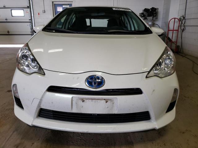 JTDKDTB33E1563664 - 2014 TOYOTA PRIUS C WHITE photo 5