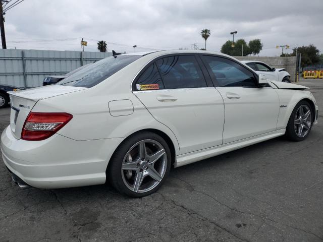 WDDGF77X49F239799 - 2009 MERCEDES-BENZ C 63 AMG WHITE photo 3