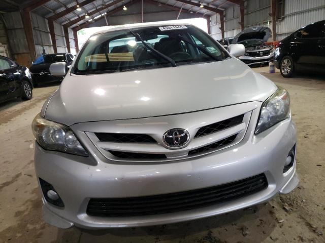 5YFBU4EE4DP223579 - 2013 TOYOTA COROLLA BASE SILVER photo 5