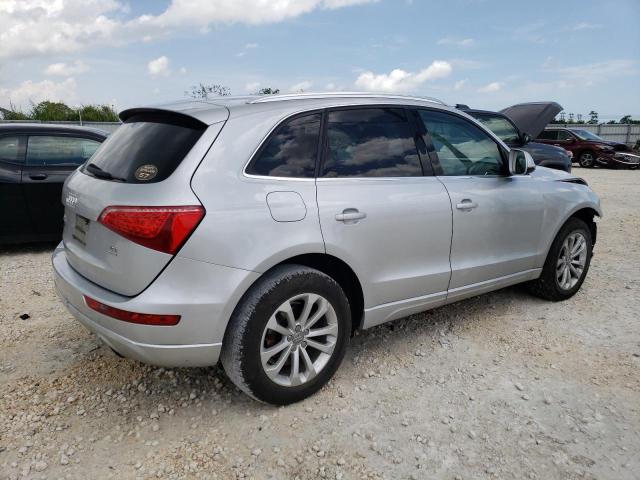 WA1KK78R89A023638 - 2009 AUDI Q5 3.2 SILVER photo 3