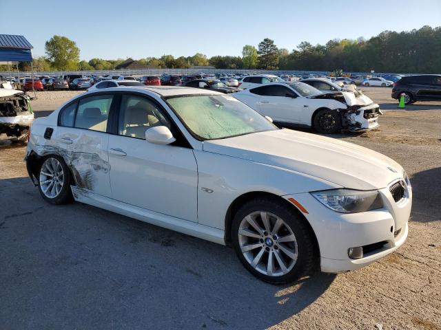 WBAPH7G54BNM55695 - 2011 BMW 328 I WHITE photo 4