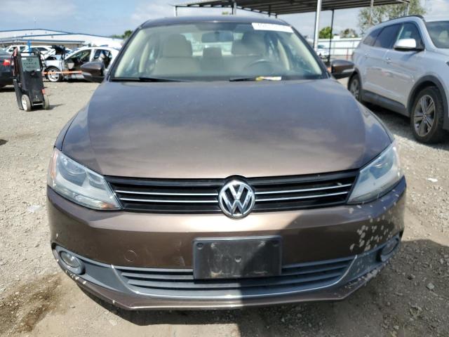 3VWLL7AJ0BM089120 - 2011 VOLKSWAGEN JETTA TDI BROWN photo 5