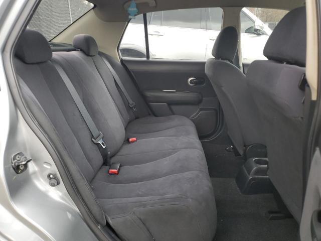 3N1BC11E39L462023 - 2009 NISSAN VERSA S GRAY photo 10