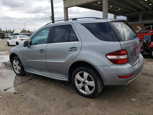 4JGBB8GBXAA611945 - 2010 MERCEDES-BENZ ML 350 4MATIC SILVER photo 2