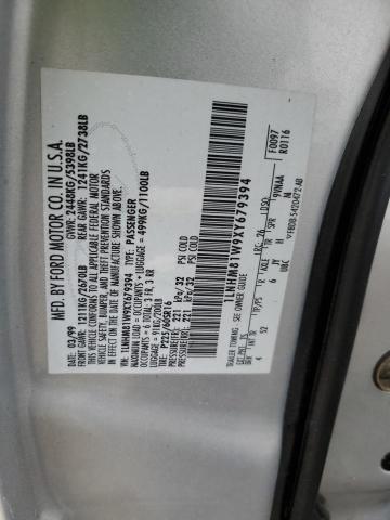 1LNHM81W9XY679394 - 1999 LINCOLN TOWN CAR EXECUTIVE SILVER photo 12