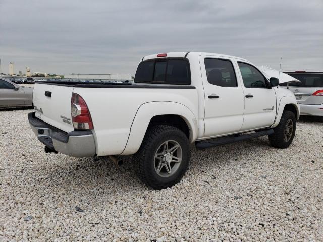 3TMJU4GN7DM154273 - 2013 TOYOTA TACOMA DOUBLE CAB PRERUNNER WHITE photo 3