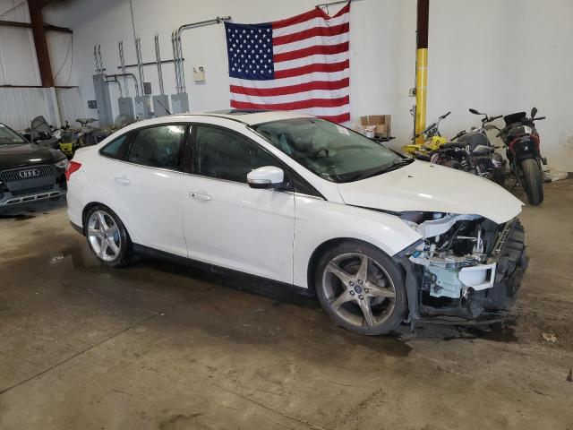 1FADP3J2XEL227657 - 2014 FORD FOCUS TITANIUM WHITE photo 4