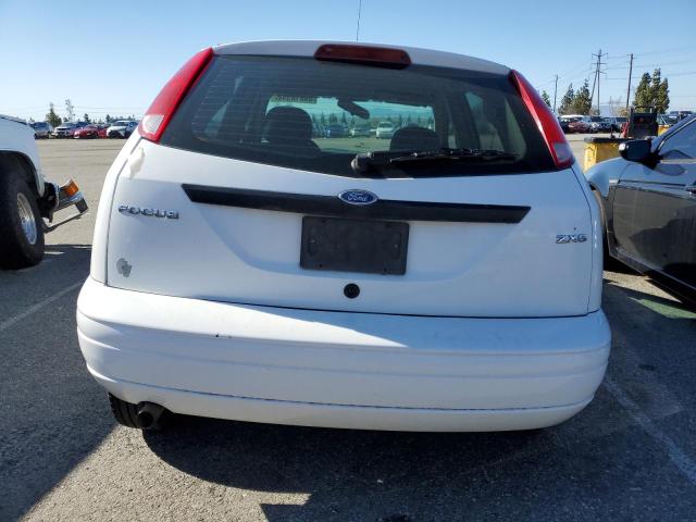 1FAFP37N86W218790 - 2006 FORD FOCUS ZX5 WHITE photo 6